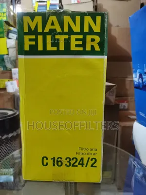 Mann-Filter C 16 324/2 Air Filter