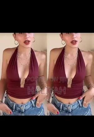Halter Neck Crow Top