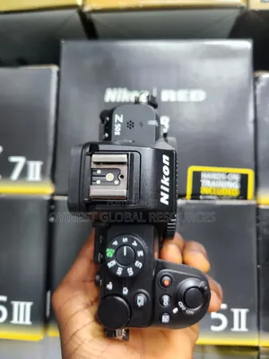 Nikon Z50ii Minit + Nikon Dx 16-50mm3.5-6.3lens