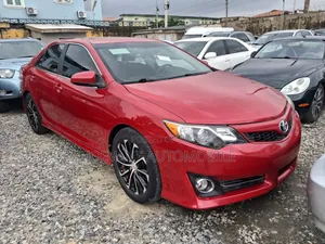 Toyota Camry 2014 Red