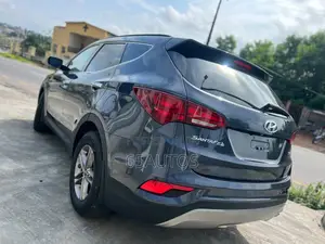 Hyundai Santa Fe 2017 Blue