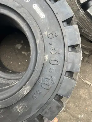 6.50-10 Heavy Duty Solid Forklift Tyre – Durable High Quality