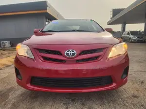 Toyota Corolla 2013 Red
