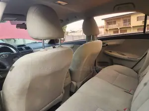 Toyota Corolla 2013 Red