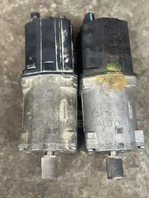 Mercedes Benz C300 W205 Non 4matic Electric Steering Rack Pump