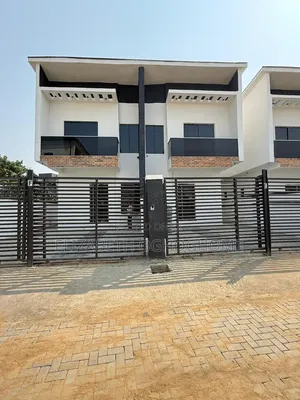 4bdrm Duplex in Ogombo for sale