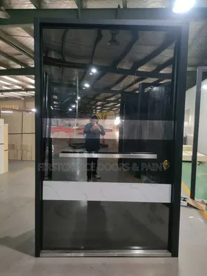 Quality Pivot 4ft Width by 7ft Height With Smartlock