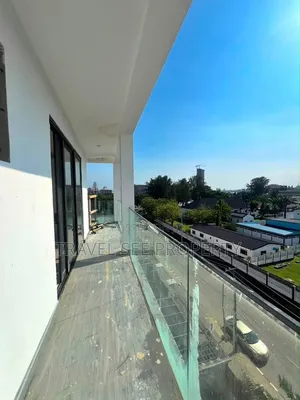 Furnished 4bdrm Maisonette in Private Estate Ikoyi for sale