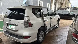Lexus GX 460 Luxury 2015 White