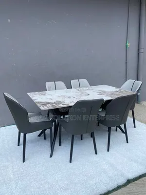 Quality Dinning Table With Six Chairs