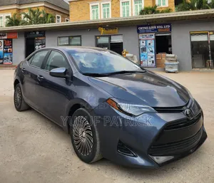 Toyota Corolla 2017 Blue