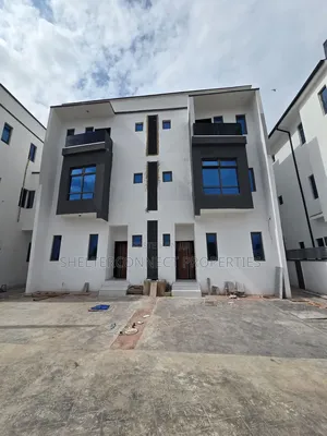 4bdrm House in Opebi for sale