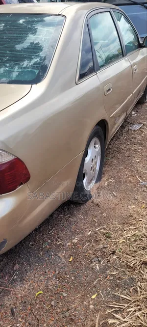 Toyota Avalon 2003 Beige