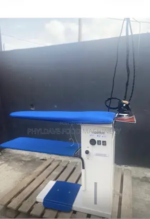 Domus U Shape Finishing Table Iron