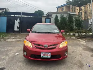 Toyota Corolla 2011 Red