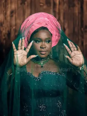 Luxury Teal Floral Appliqué Engagement Dress With Pink Gele Ipele