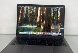 Laptop Apple MacBook Pro 2019 16GB Intel Core i7 SSD 256GB