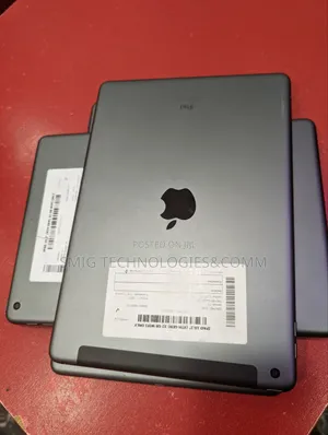 Apple iPad 10.2 (2020) 32 GB Gray