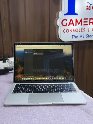 Laptop Apple MacBook Pro 2020 8GB Intel Core i5 SSD 512GB