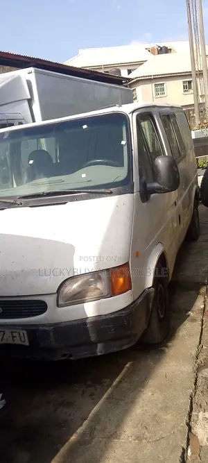 Ford Transit 2002 White
