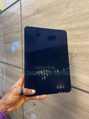 Apple iPad Pro 11 (2025) 512 GB Gray