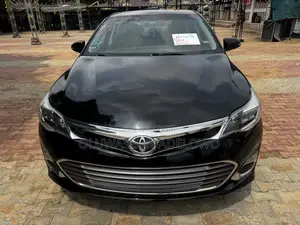 Toyota Avalon XLE 4dr Sedan (3.5L 6cyl 6A) 2014 Black