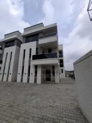 5bdrm Townhouse/Terrace in Asokoro for sale