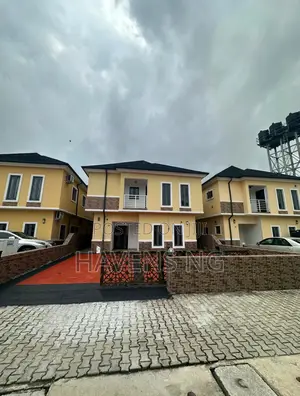 4bdrm Duplex in Obio-Akpor for sale