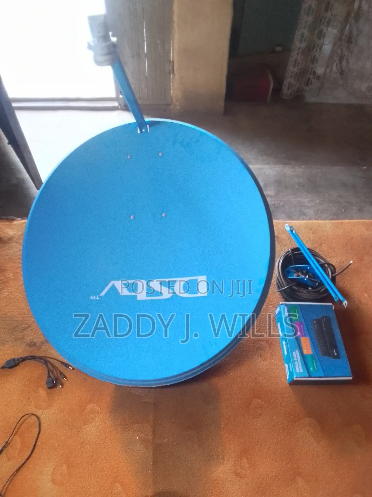 DSTV Decoder With Full Accessories