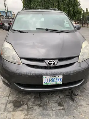 Toyota Sienna 2006 Gray