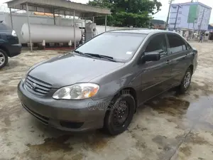 Toyota Corolla 2004 Gray