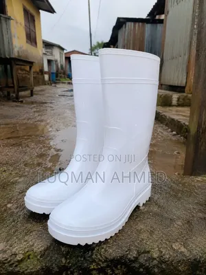 White Rain Boot