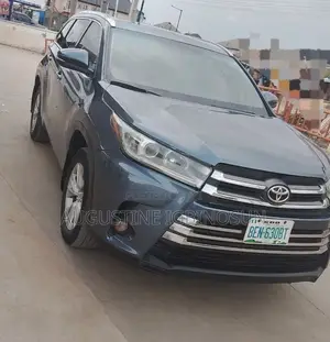 Toyota Highlander 2015 Blue