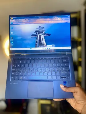Laptop HP Dragonfly G2 16GB Intel Core i7 SSD 512GB