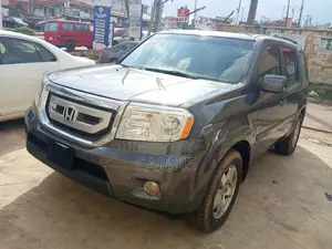 Honda Pilot 2011 Gray