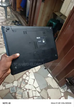 Laptop Acer Aspire E5-531 8GB Intel Core i7 HDD 500GB