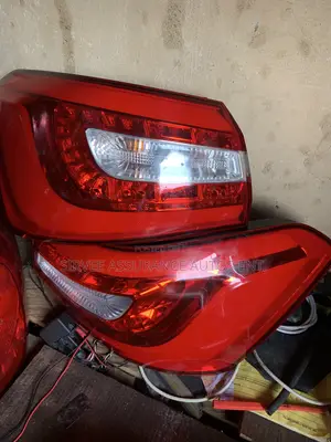 Sets of Back Light Kia Cadenza 2014