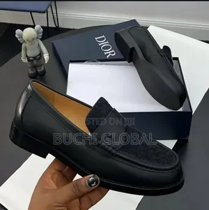 High Quality Footwear