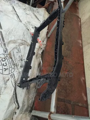 Front Cut Hyundai Elantra 2016/17 Radiator Support Cut