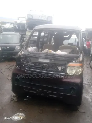 Suzuki APV Minibus 2010