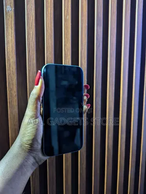 Apple iPhone 16 128 GB Blue