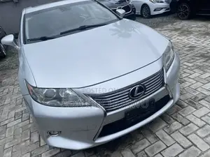 Lexus ES 2013 Silver