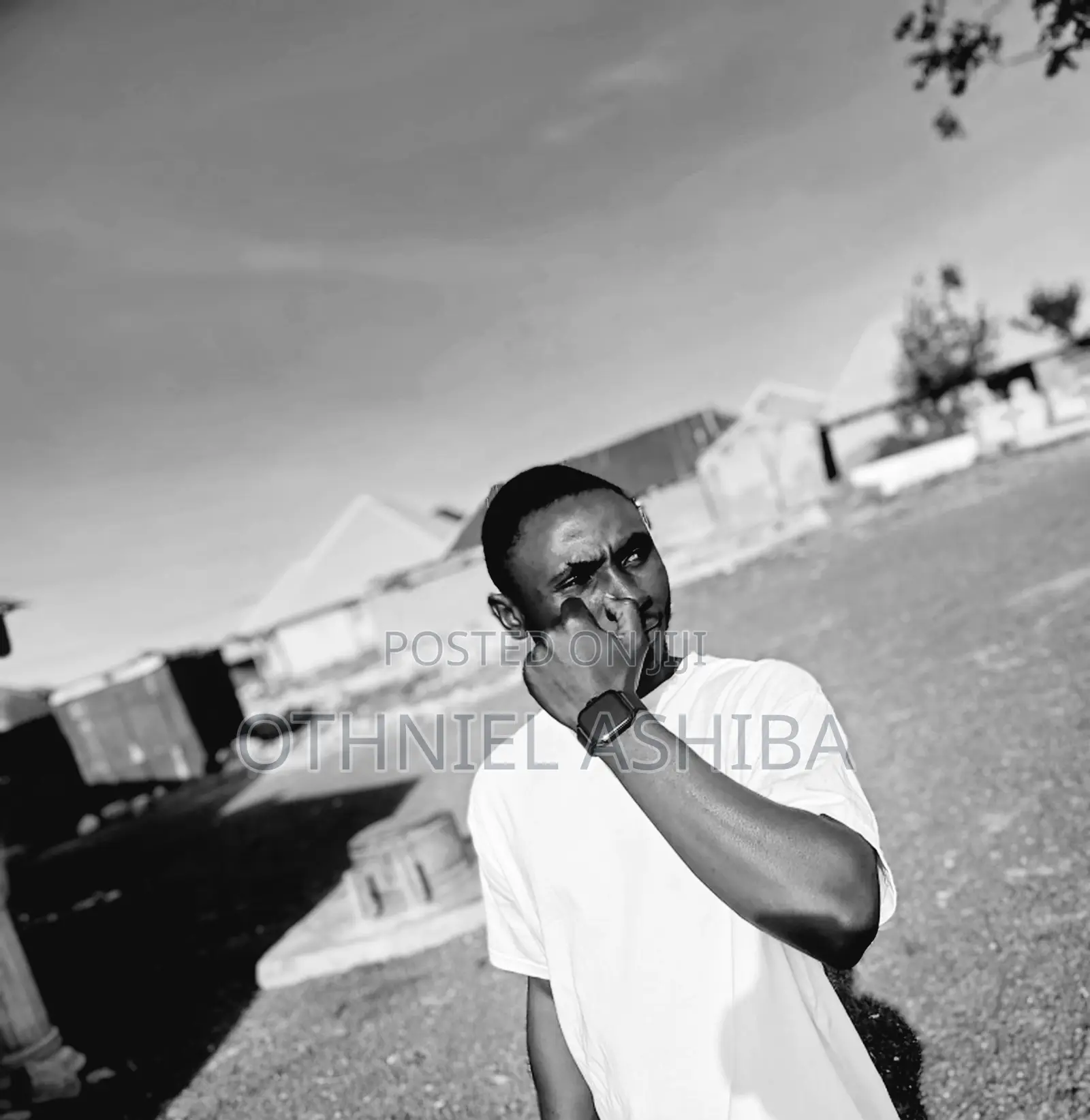 Bar Man, Dispatch Rider