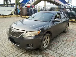 Toyota Camry 2010 Gray