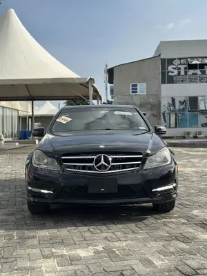 Mercedes-Benz C300 Luxury 4Matic Sedan AWD (3.5L 6cyl 7A) 2013 Black