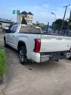 Toyota Tundra 2024 White