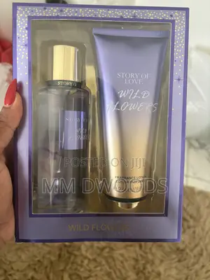 Body Lotion Paired With Mist Spray
