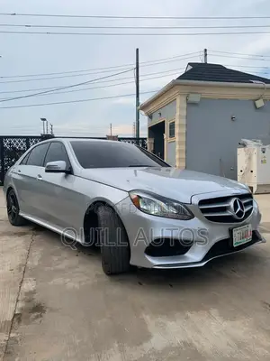 Mercedes-Benz E350 Base 4Matic Sedan AWD (3.5L 6cyl 7A) 2014 Silver
