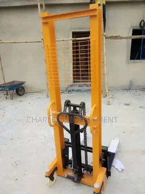2 Ton Manual Hydraulic Pallet Stacker