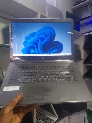 New Laptop HP 240 G9 8GB AMD A6 HDD 500GB